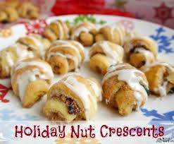 (3) Nut Crescents
